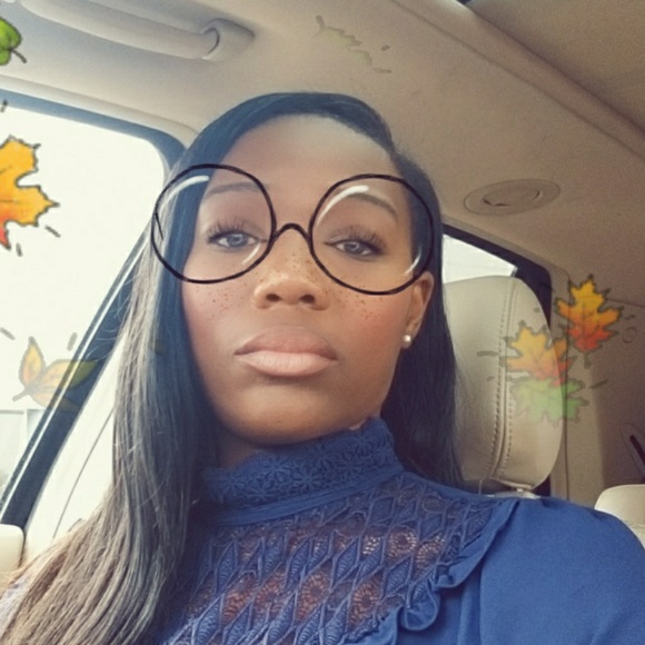 Meet your Posher, Amesha - Picture 1 of 1